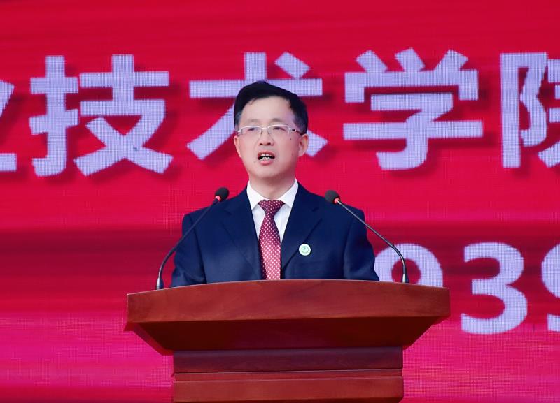 1573440934332069690.jpg 2.jpg